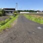 前面道路は位置指定道路です。